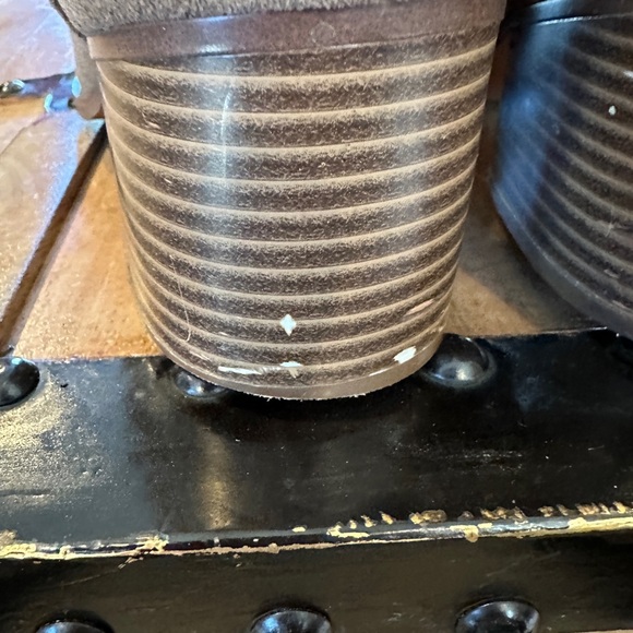 Women’s Gap Tan Suede Ankle Boots - Picture 6 of 11